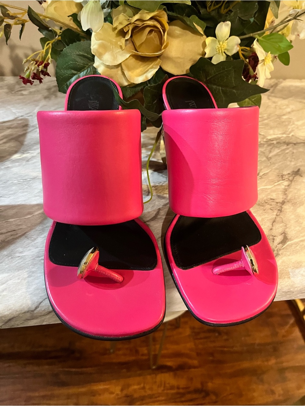 JW ANDERSON Hot Pink Padded Toe-Ring Slide Sandals